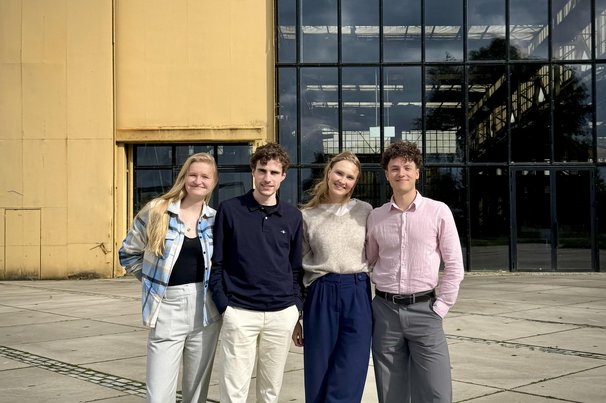Anna van Amstel, Christiaan Hanse, Georgina van Reeken en Max Weijers door Academie Jonge Adviseurs Gebiedsontwikkeling (bron: Academie Jonge Adviseurs Gebiedsontwikkeling)