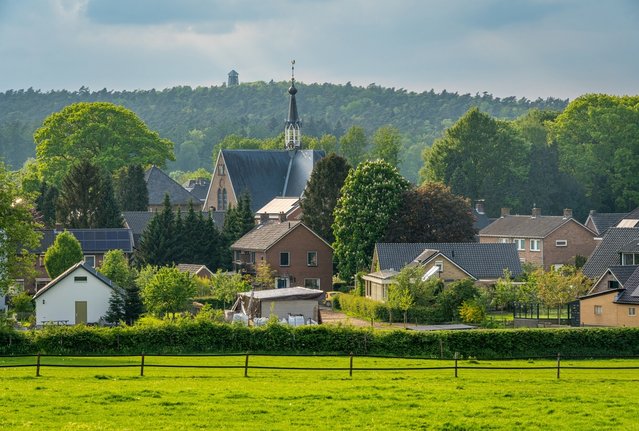 Kijktoren Montferland in het Bergherbos, Stokkum door Milos Ruzicka (bron: Shutterstock)