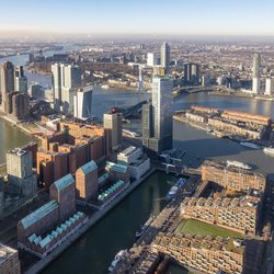 Kop van Zuid in Rotterdam door Bildagentur Zoonar GmbH (bron: shutterstock)