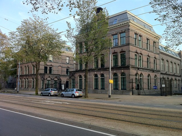 De Sarphatistraat in Amsterdam door A. Bakker (bron: Wikimedia Commons)