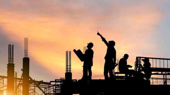 Ingenieurs op de bouwplaats door JU.STOCKER (bron: Shutterstock)