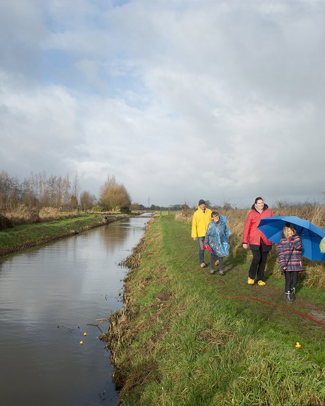 Uitwerking beeld met bewoners langs een wetering in Nijbroek door Rufus de Vries (bron: Rufus de Vries)