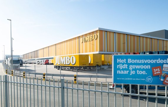 Jumbo distributiecentrum door Rufus de Vries (bron: gemaakt voor het project 'Grip op grootschalige bedrijfsvestigingen' in opdracht van BZK en EZK.)