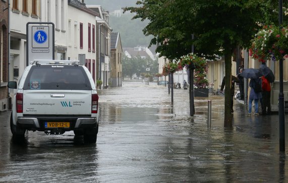 Overstroming in Valkenburg door MyStockVideo (bron: Shutterstock)