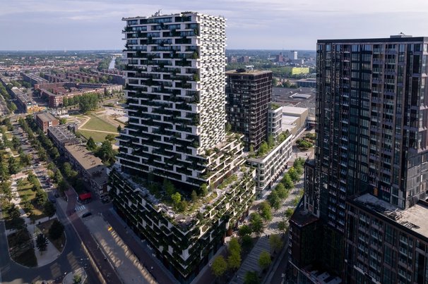 Hoogbouwtorens in de hub Hoog Catharijne door Maarten Zeehandelaar (bron: Shutterstock)