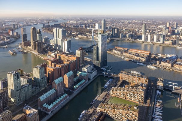 Kop van Zuid in Rotterdam door Bildagentur Zoonar GmbH (bron: shutterstock)