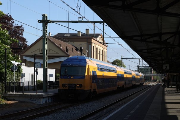 Station Meppel door Ronald Wilfred Jansen (bron: shutterstock)