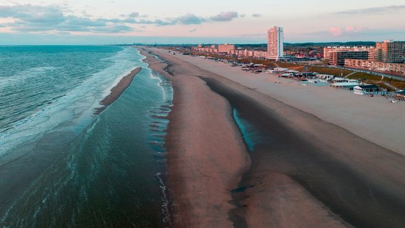 Zeekust bij Noordwijk door Frolova_Elena (bron: Shutterstock)