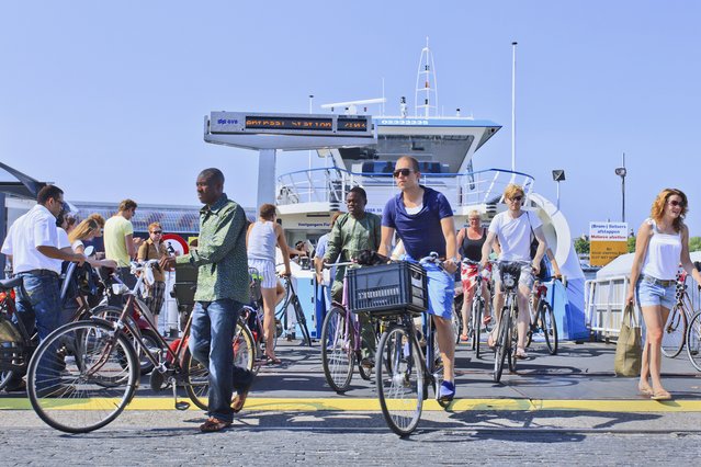 De pont in Amsterdam door TonyV3112 (bron: Shutterstock)