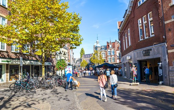 Winkelstraat in Venlo door Petr Pohudka (bron: Shutterstock)