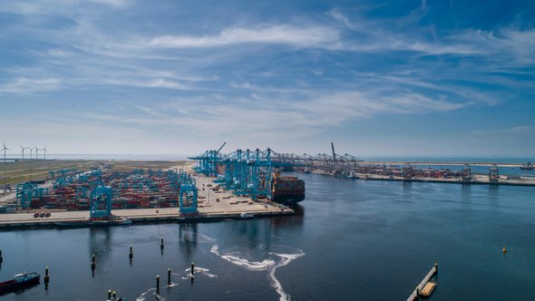 Maasvlakte 2, Rotterdam door Tjeerd Kruse (bron: shutterstock.com)