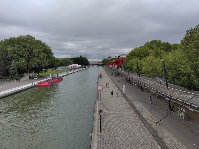 Canal de l’Ourcq verbindt de binnenstad van Parijs met de banlieues. door Merten Nerfs (bron: Merten Nerfs)