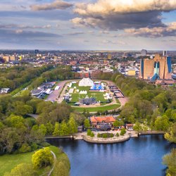 Luchtfoto van de wijk Corpus in Groningen door Rudmer Zwerver (bron: Shutterstock)