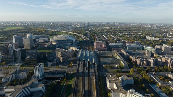 Amsterdamse Poort door Make more Aerials (bron: Shutterstock)