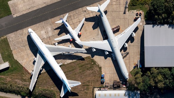 Vliegbasis Twente door Aerovista Luchtfotografie (bron: Shutterstock)