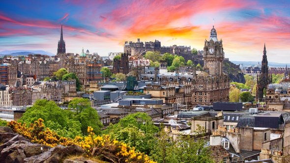 Edinburgh castle, Schotland door TTstudio (bron: shutterstock)