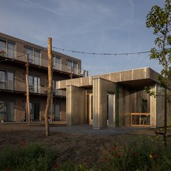 Flexwoningen Haarlem door VLOT Architecten (bron: Anna Odulinska)