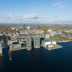 Almere door Make more Aerials (bron: Shutterstock)