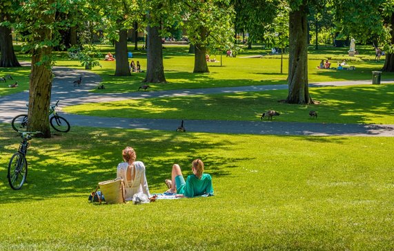 Park in Breda door Ruud Morijn Photographer (bron: shutterstock.com)