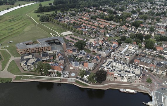 Luchtfoto Dalfsen door Loostad (bron: Loostad)