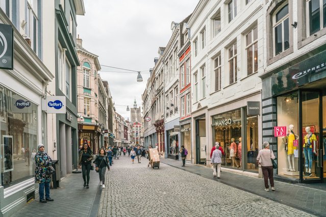 Winkelstraat in Maastricht door Ivo Antonie de Rooij (bron: shutterstock)