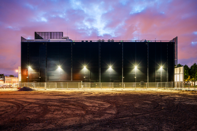 Equinix AM7, Kuiperbergweg 13, Amsterdam door Roel Backaert (bron: Roel Backaert)