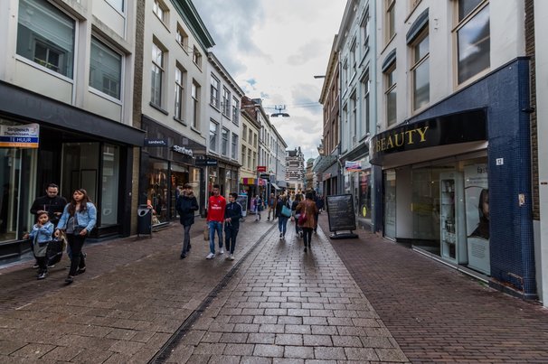 Winkelstraat in Arnhem door Photos by D (bron: shutterstock)