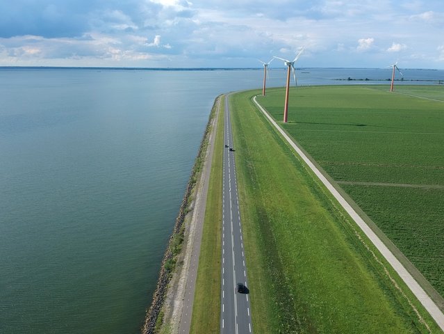 Windmolens Almere Pampus door Jarretera (bron: Shutterstock)