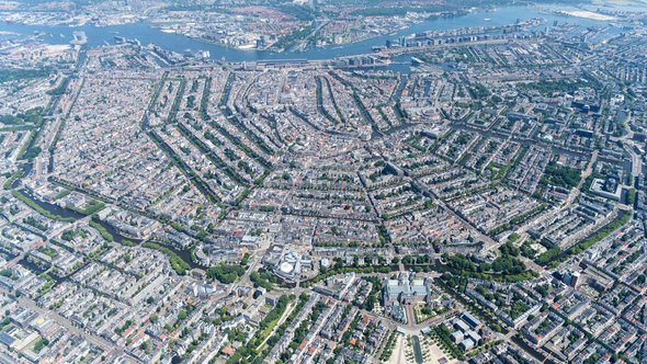 Luchtfoto Amsterdam door Aerovista Luchtfotografie (bron: Shutterstock)