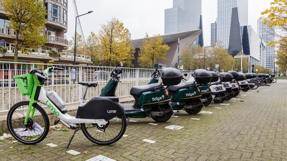 Mobiliteitsknooppunt Rotterdam Centraal door Edwin Muller Photography (bron: Shutterstock)