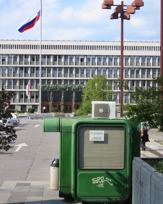 Ljubljana, Trg Republike door Helge Kühnel (bron: Helge Kühnel)