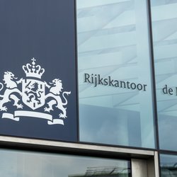 Rijkskantoor de Knoop in Utrecht door PixelBiss (bron: Shutterstock)