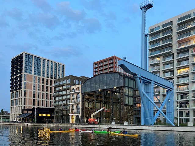 Oostenburg vanaf het water Amsterdam door Tess Broekmans (bron: Tess Broekmans)